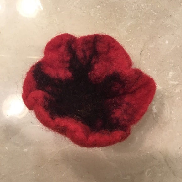 Handmade Felted Pins - Picture 2 of 6